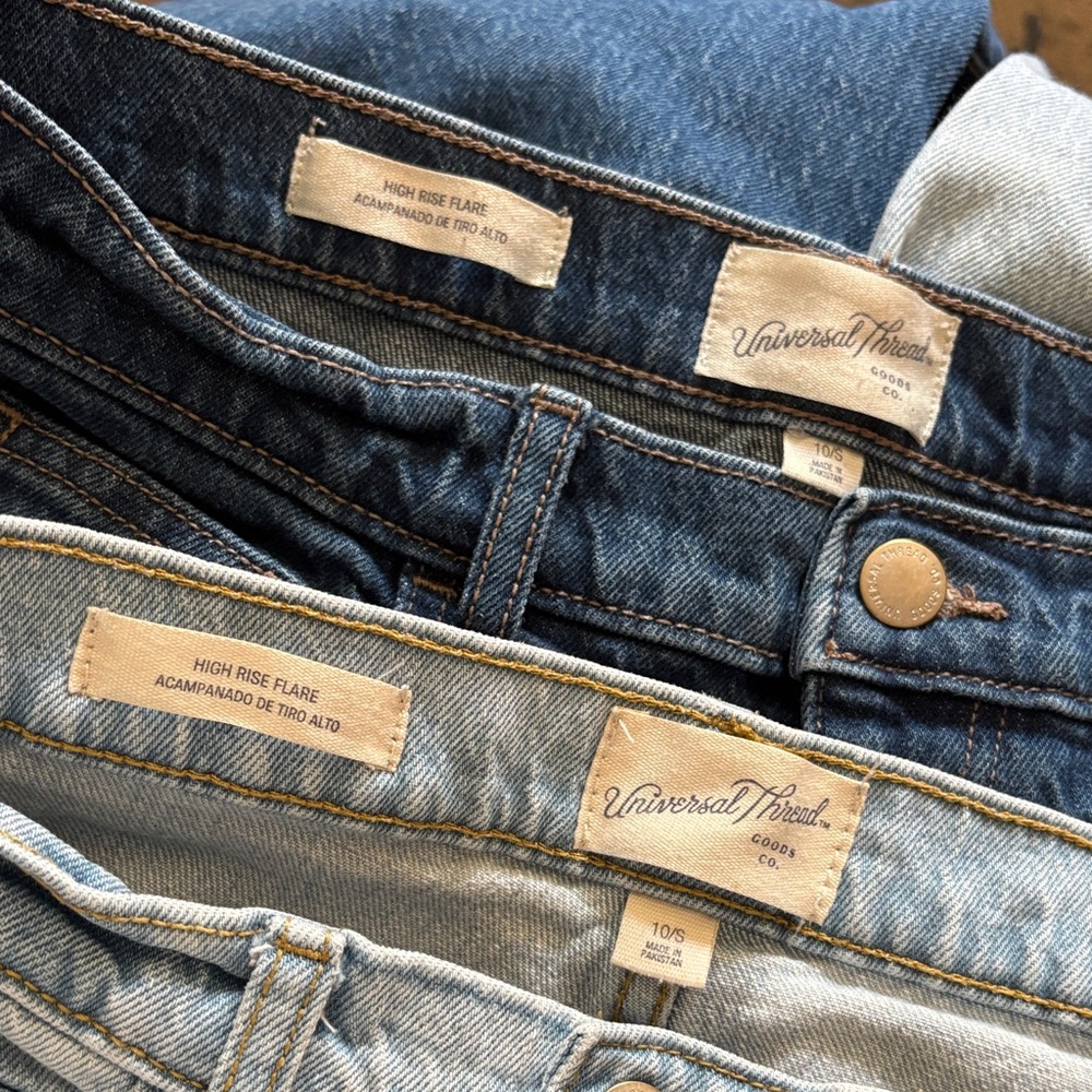 Universal Thread Women's Dark and Light Blue Jeans